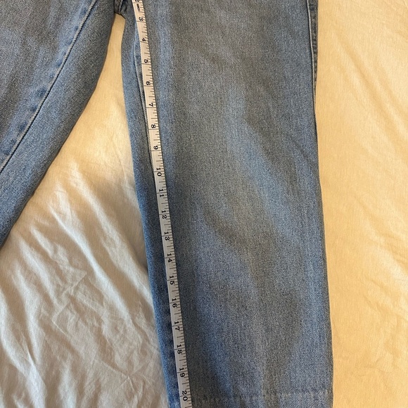 Gloria Vanderbilt Cropped Blue Jeans - Picture 3 of 4
